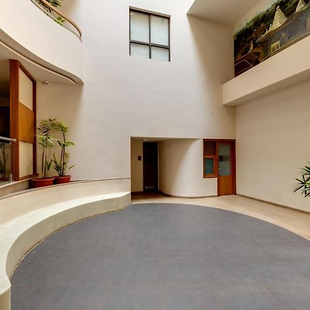 Hotel Classic Mid Town, 戈尔哈布尔 外观 照片