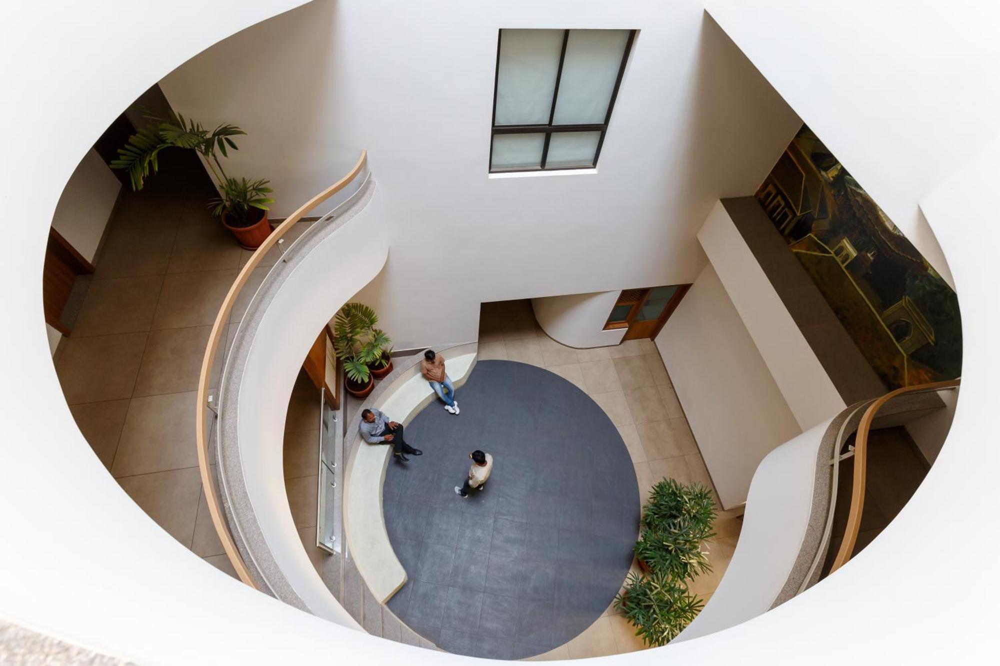 Hotel Classic Mid Town, 戈尔哈布尔 外观 照片