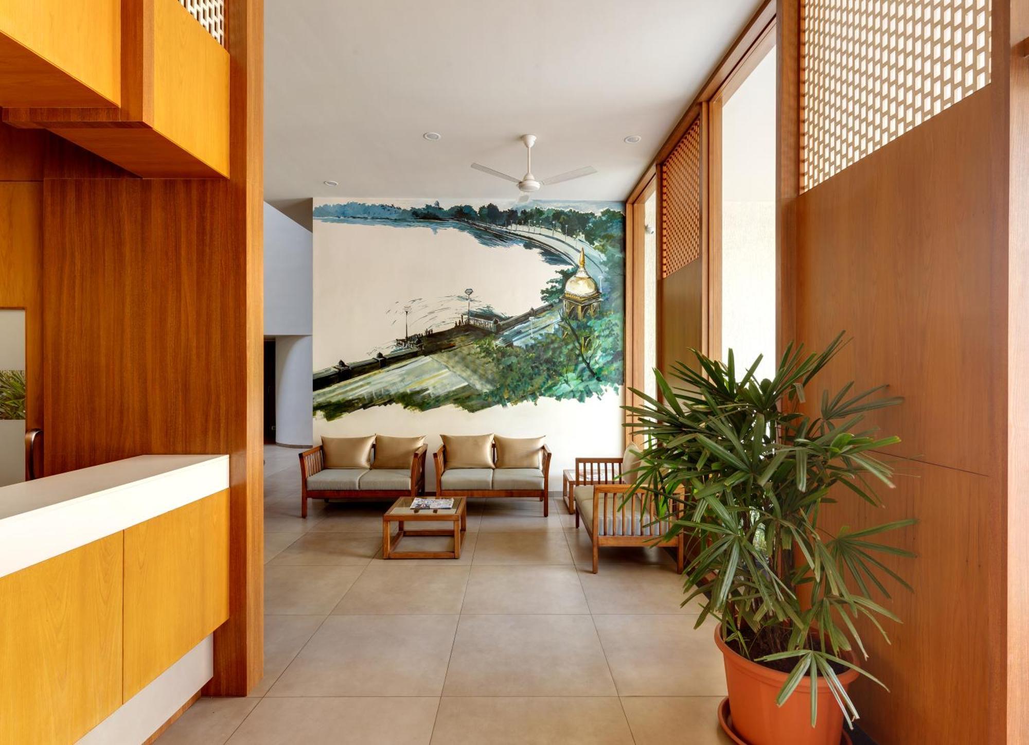 Hotel Classic Mid Town, 戈尔哈布尔 外观 照片