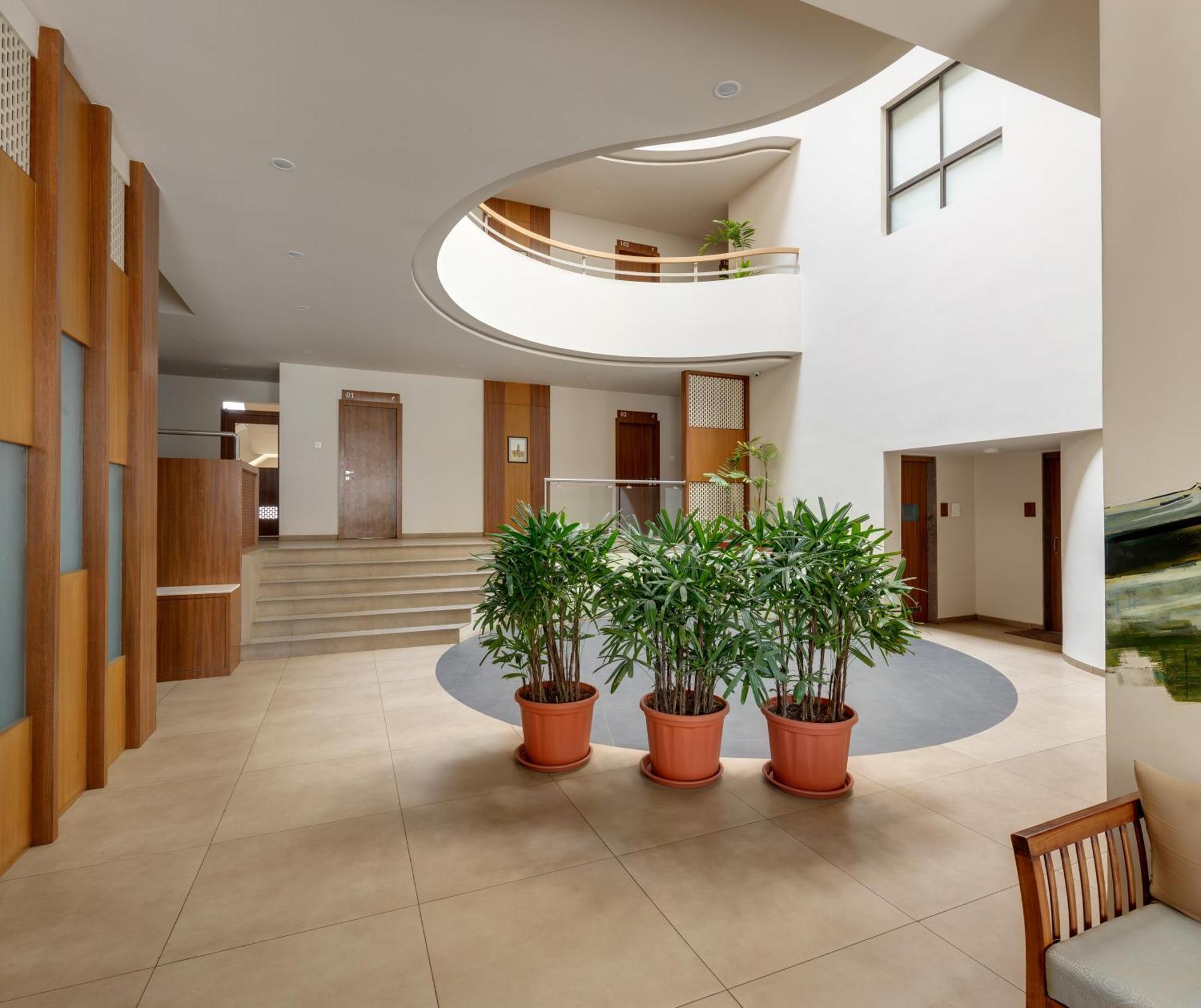 Hotel Classic Mid Town, 戈尔哈布尔 外观 照片
