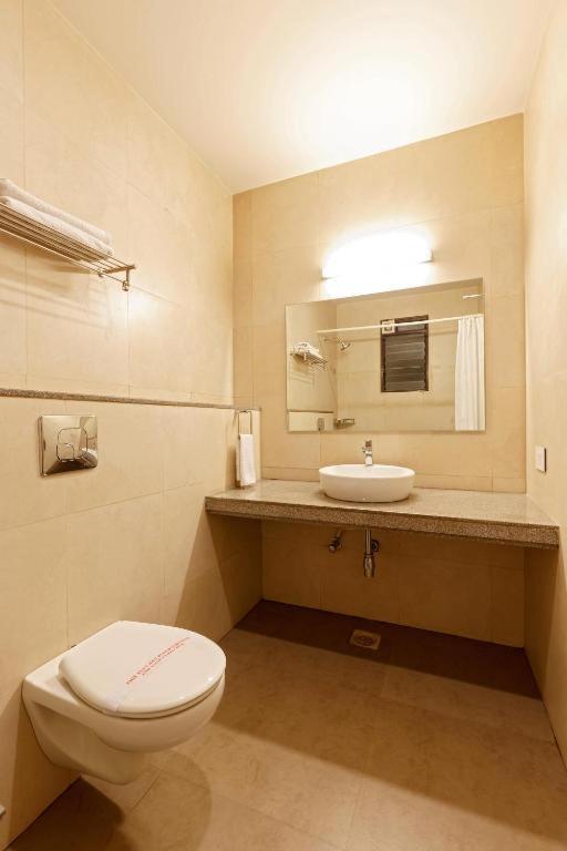Hotel Classic Mid Town, 戈尔哈布尔 外观 照片